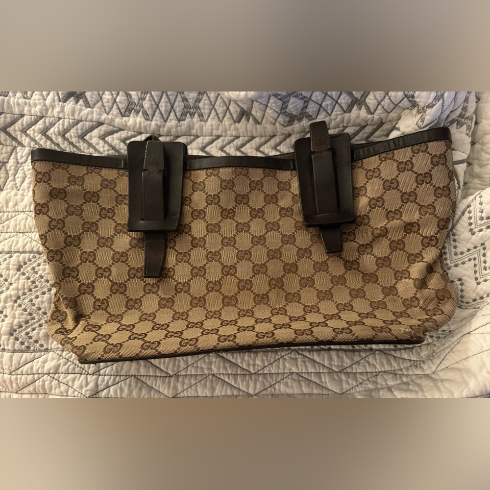 Gucci shoulder bag (Authentic) bamboo hard wear